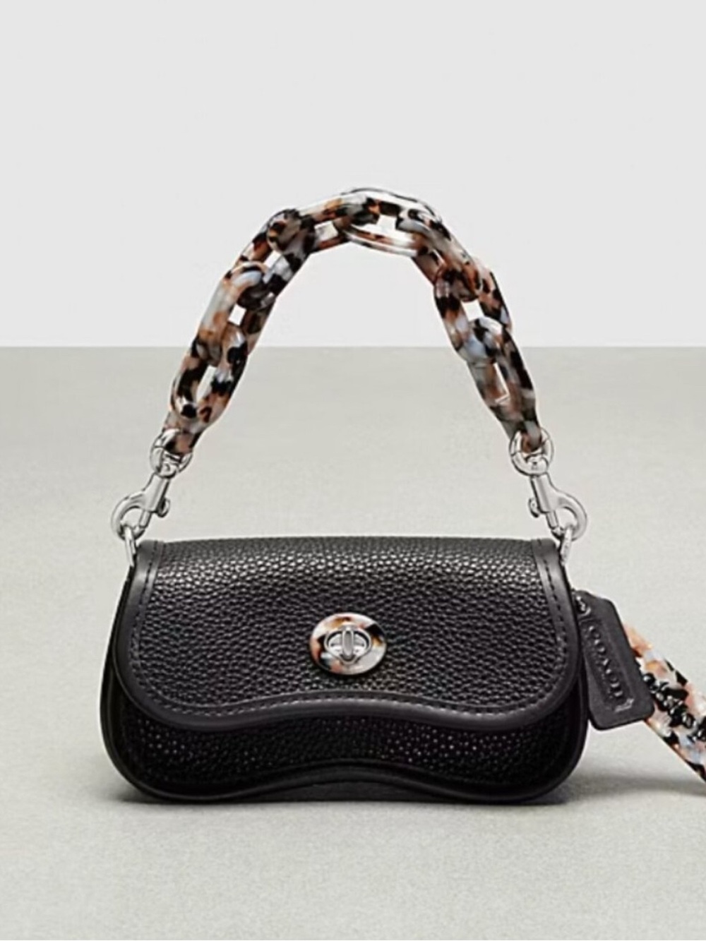 NWT COACHTOPIA WAVY DINKY black leather purse